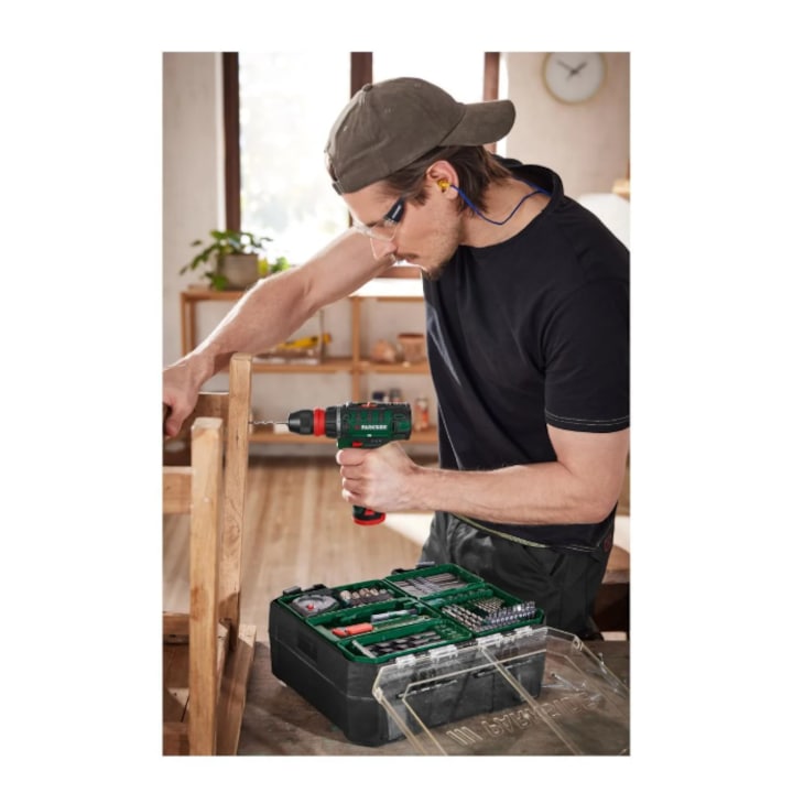 Σετ Δραπανοκατσάβιδο PARKSIDE 12V PBSA 12 E4 με 2 μπαταρίες, 1 φορτιστή και μεγάλη γκάμα εξαρτημάτων